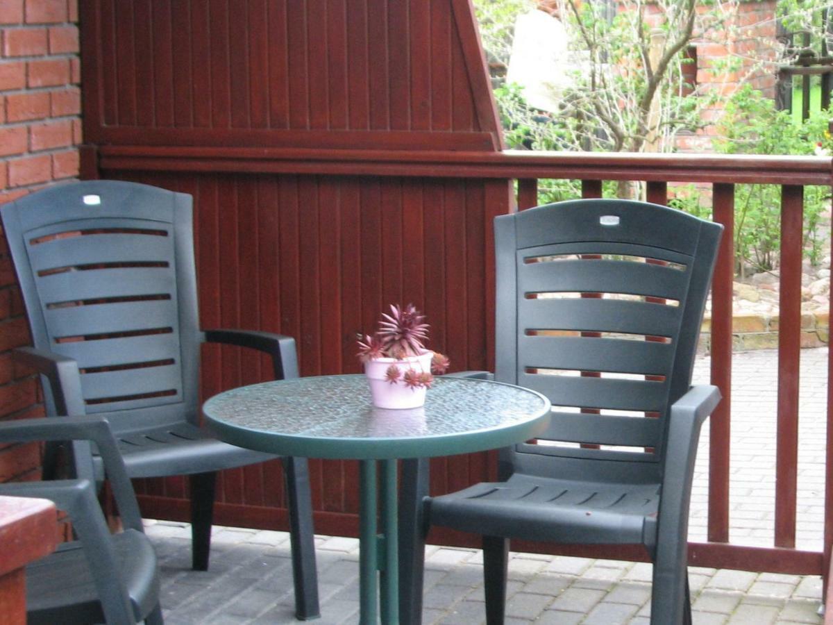 Patio Apartamenty I Pokoje นีคอร์เซ ภายนอก รูปภาพ